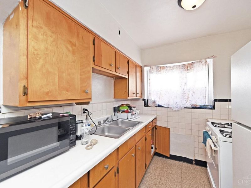 3042 Percy Avenue, Cincinnati, OH 45211 Photo 6