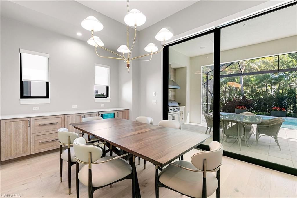 2036 Cambridge Park Dr, Naples, FL 34109 Photo