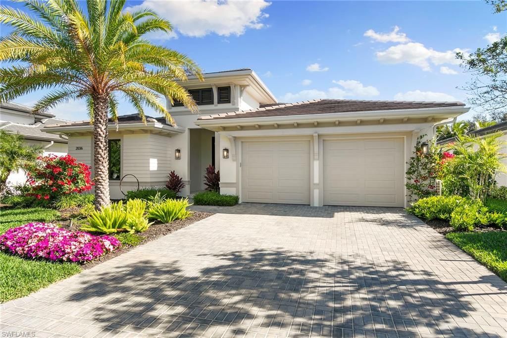 2036 Cambridge Park Dr, Naples, FL 34109 Photo