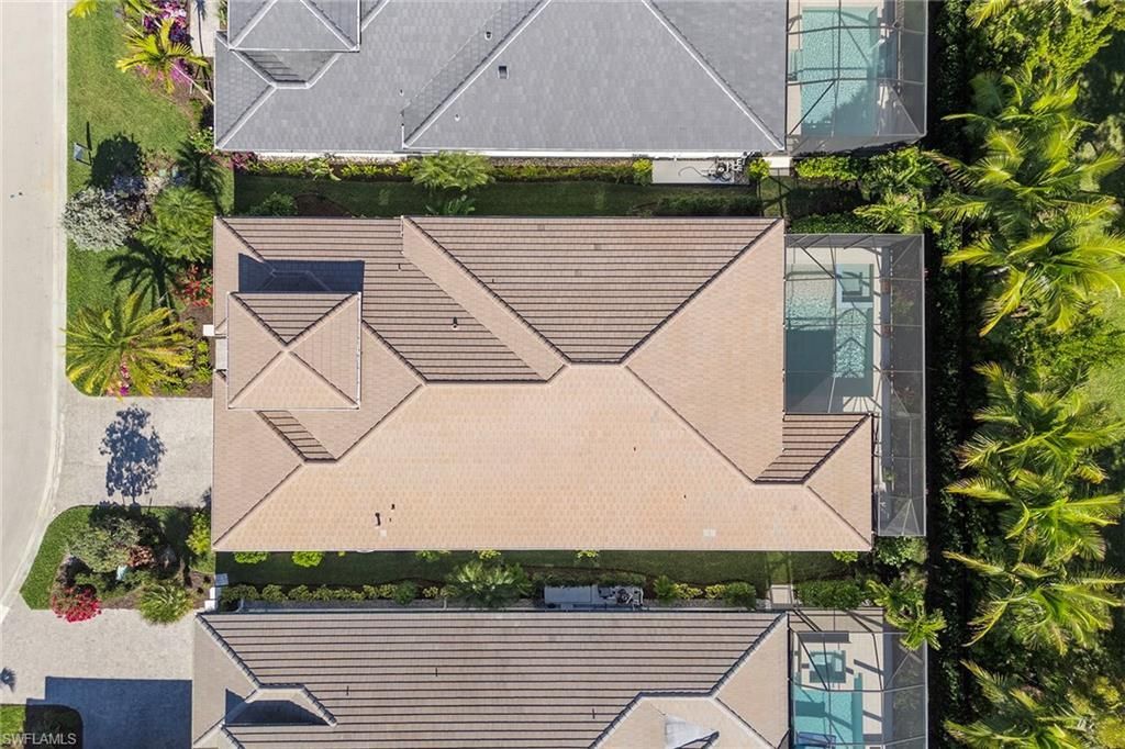 2036 Cambridge Park Dr, Naples, FL 34109 Photo