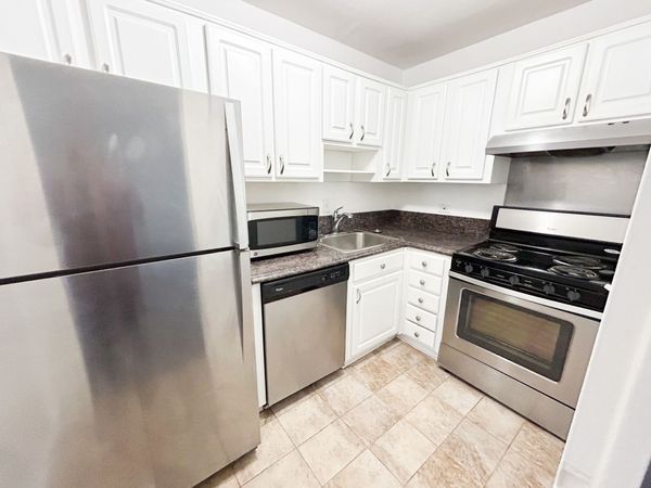 3415 West End Ave, Unit 706, Nashville, TN 37203