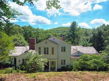 1030 Washington Woodbury, Roxbury, CT 06783