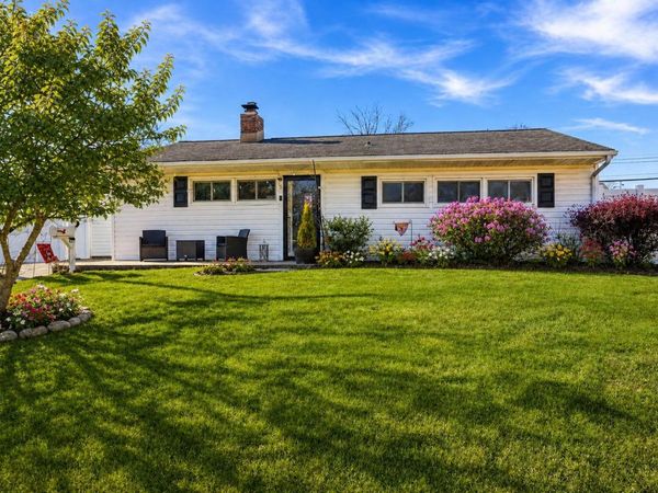5 THIMBLEBERRY LANE, LEVITTOWN, PA 19054