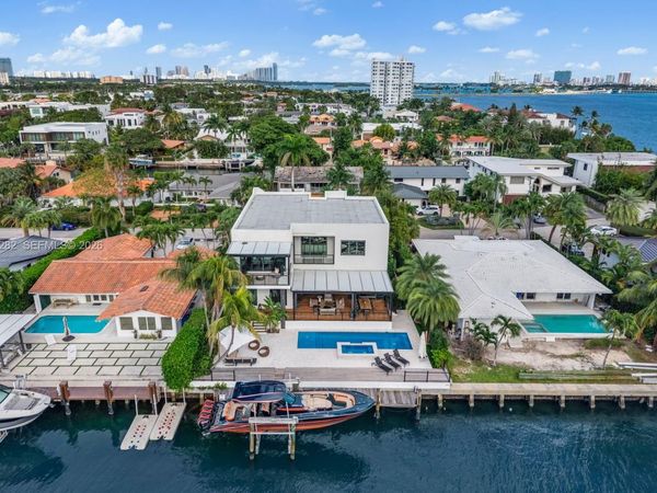 1970 NE 119th Rd , North Miami, FL 33181