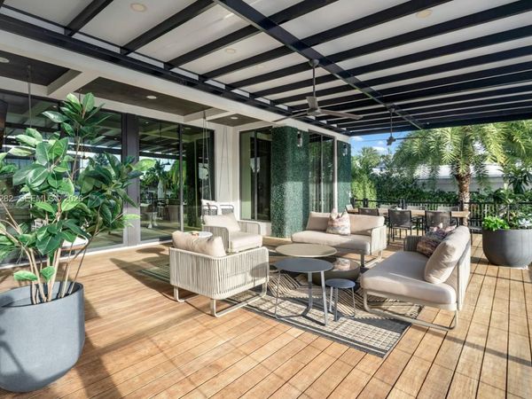 1970 NE 119th Rd, North Miami, FL 33181