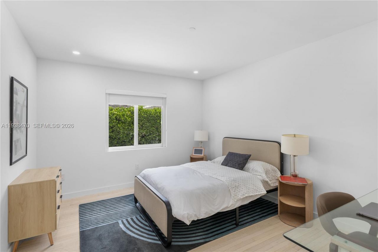 741 NE 87th St, Miami, FL 33138 Photo