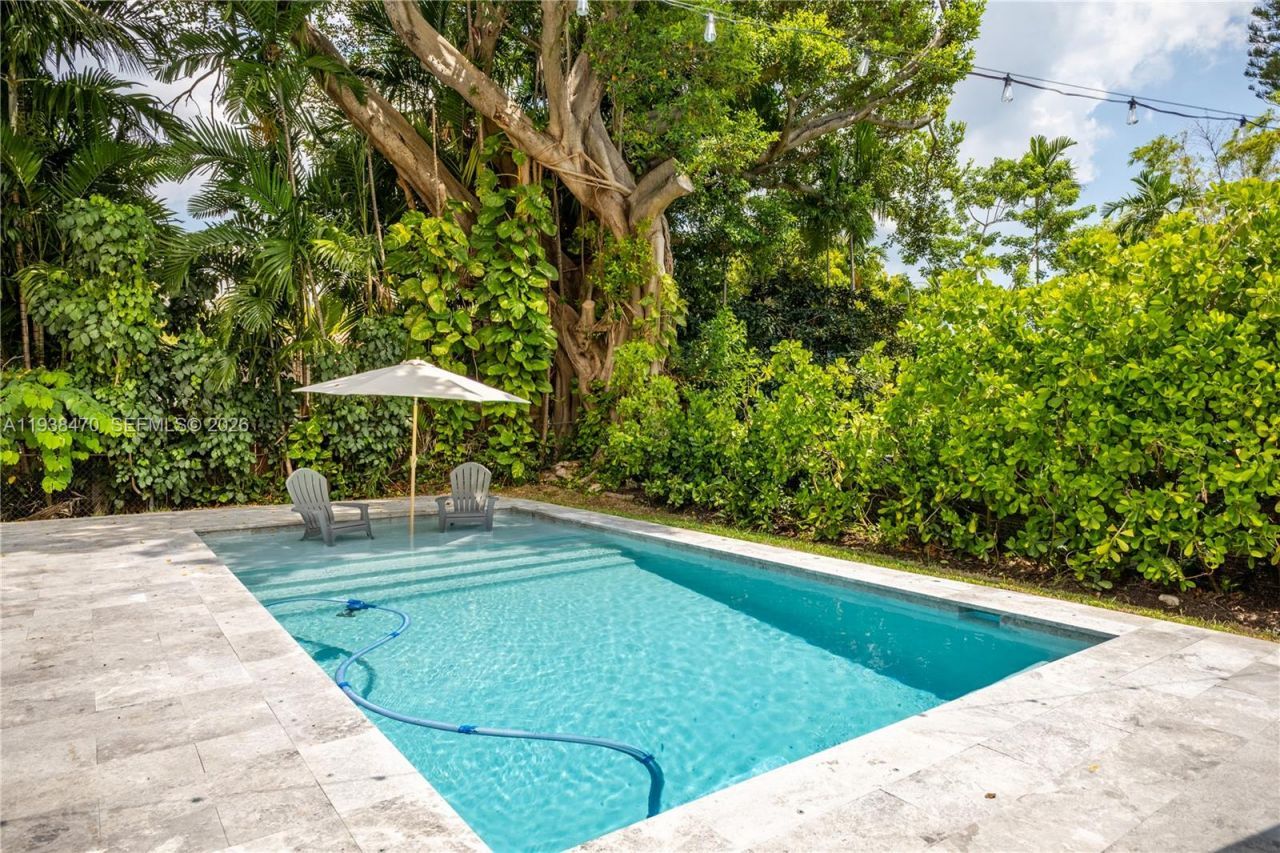 741 NE 87th St, Miami, FL 33138 Photo