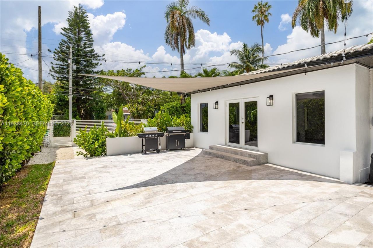 741 NE 87th St, Miami, FL 33138 Photo