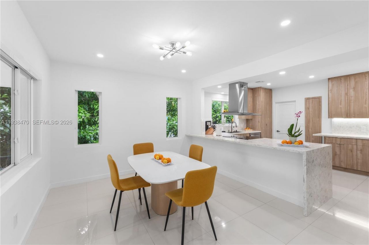 741 NE 87th St, Miami, FL 33138 Photo