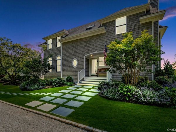 56 S Country Road, Westhampton, NY 11977