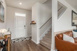 1178 Sennema Circle photo 4