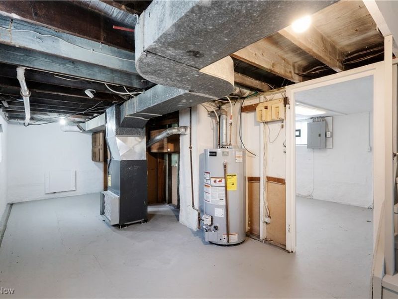 1314 Pennsylvania Avenue, Mc Donald, OH 44437 Photo 22