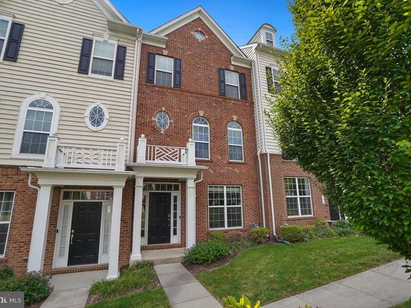 505 JURGENSEN PL., HYATTSVILLE, MD 20785