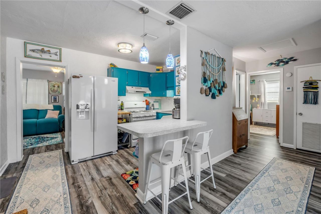 2805 Saxon Drive, New Smyrna Beach, FL 32169 Photo