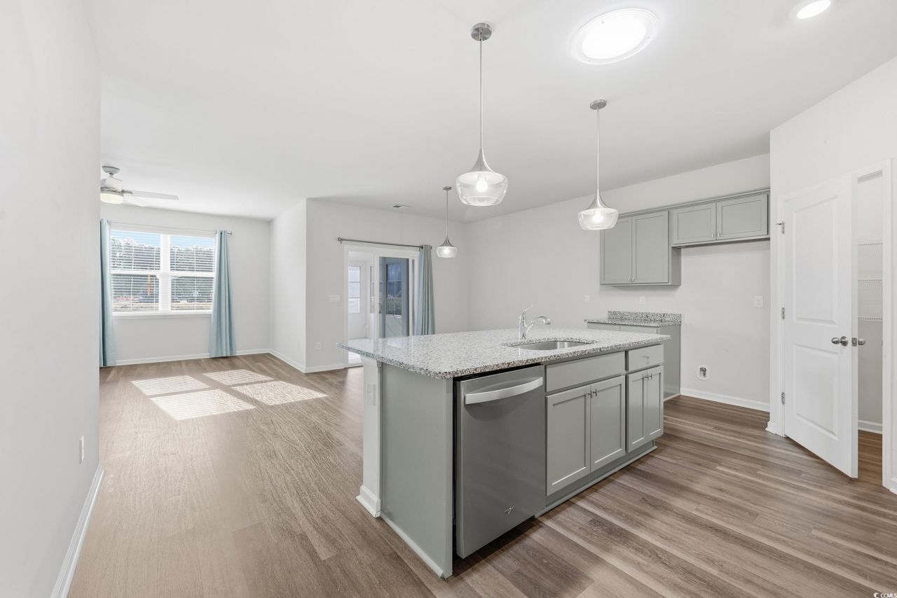 2438 Polaris Path Photo 4