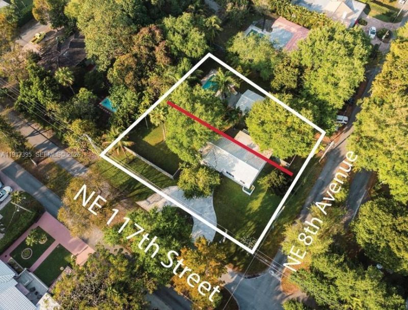 11660 NE 8th Ave, Biscayne Park, FL 33161 Photo