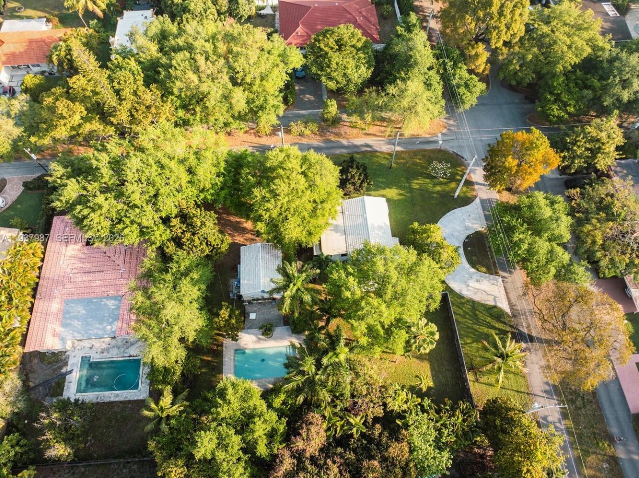 11660 NE 8th Ave, Biscayne Park, FL 33161 Photo