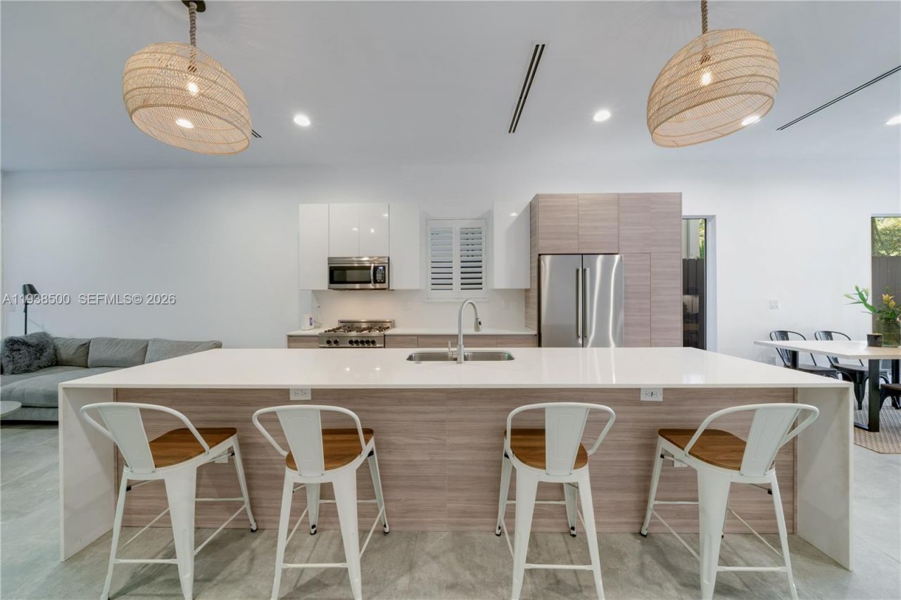 3072 Indiana St, Unit 3072, Coconut Grove, FL 33133 Photo