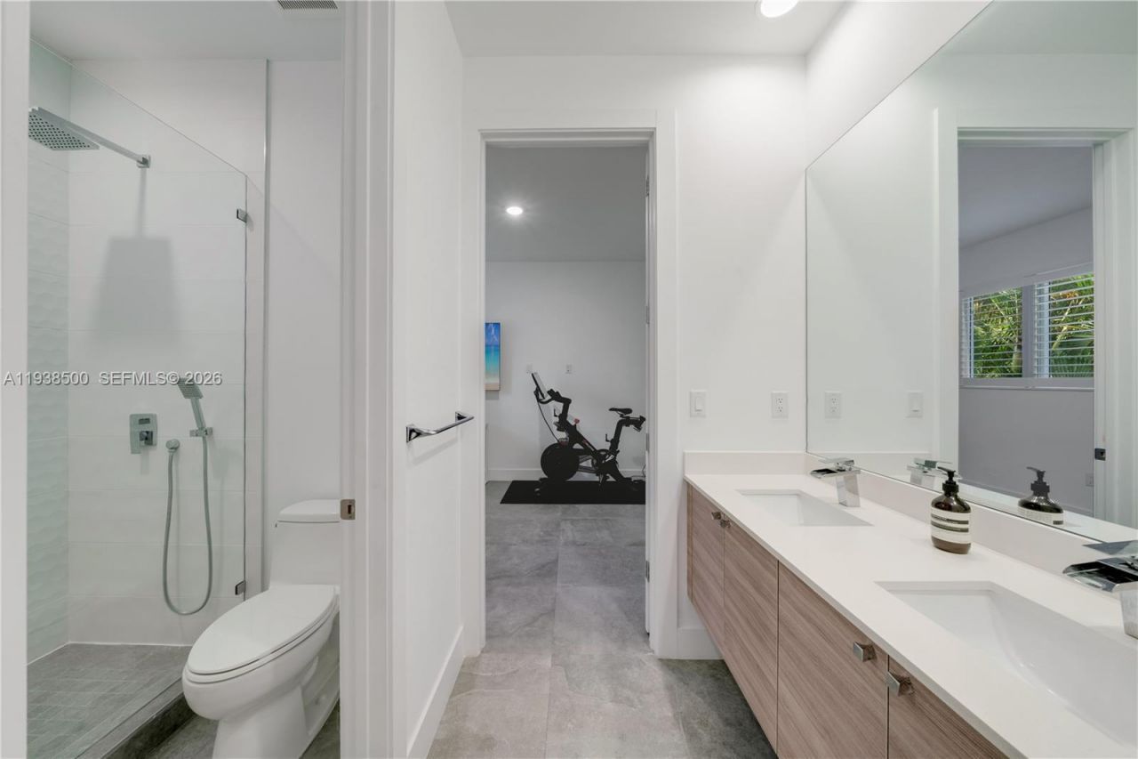 3072 Indiana St, Unit 3072, Coconut Grove, FL 33133 Photo