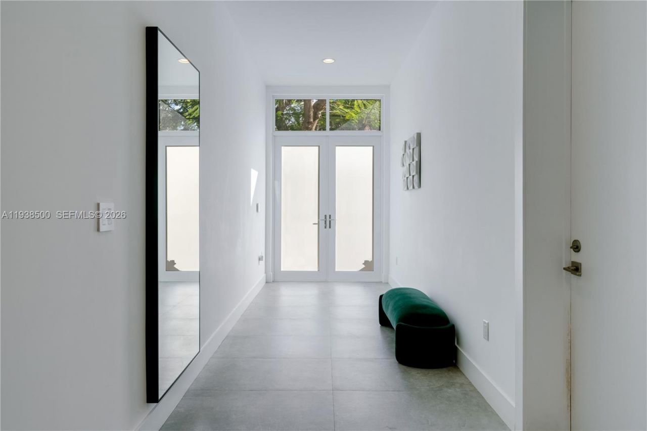 3072 Indiana St, Unit 3072, Coconut Grove, FL 33133 Photo