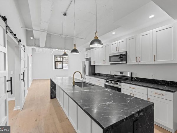 36 N NARBERTH AVENUE, Unit 1B, NARBERTH, PA 19072