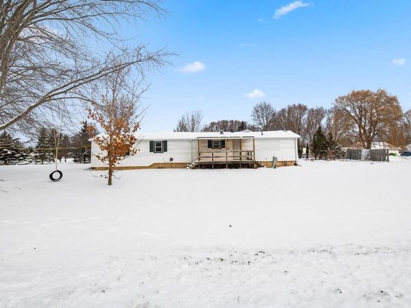 1251 MELISSA BOULEVARD, Little Suamico, WI 54141