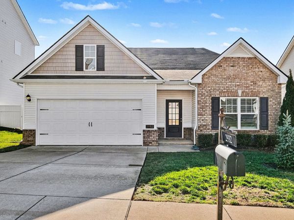 2932 Timewinder Way, Columbia, TN 38401
