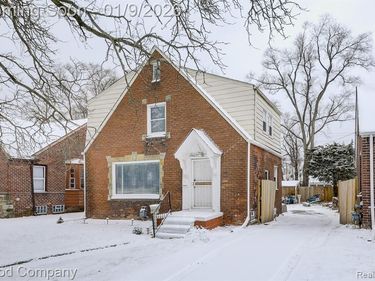 18669 Coyle Street, Detroit, MI 48235