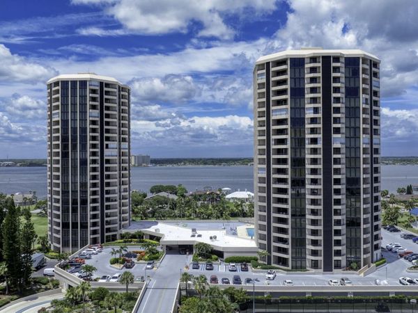 1 Oceans West Boulevard, Unit 2A3, Daytona Beach, FL 32118