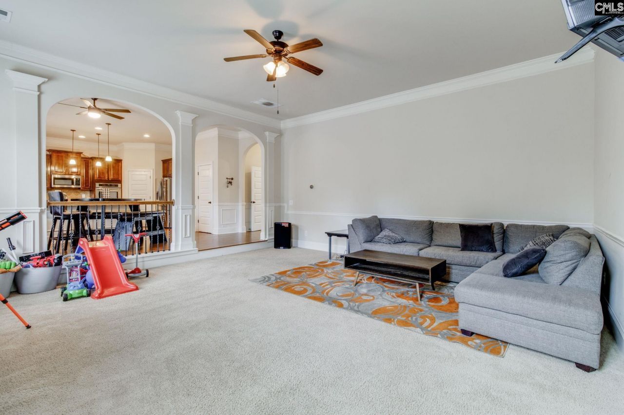 140 Crimson Queen Drive Photo 14