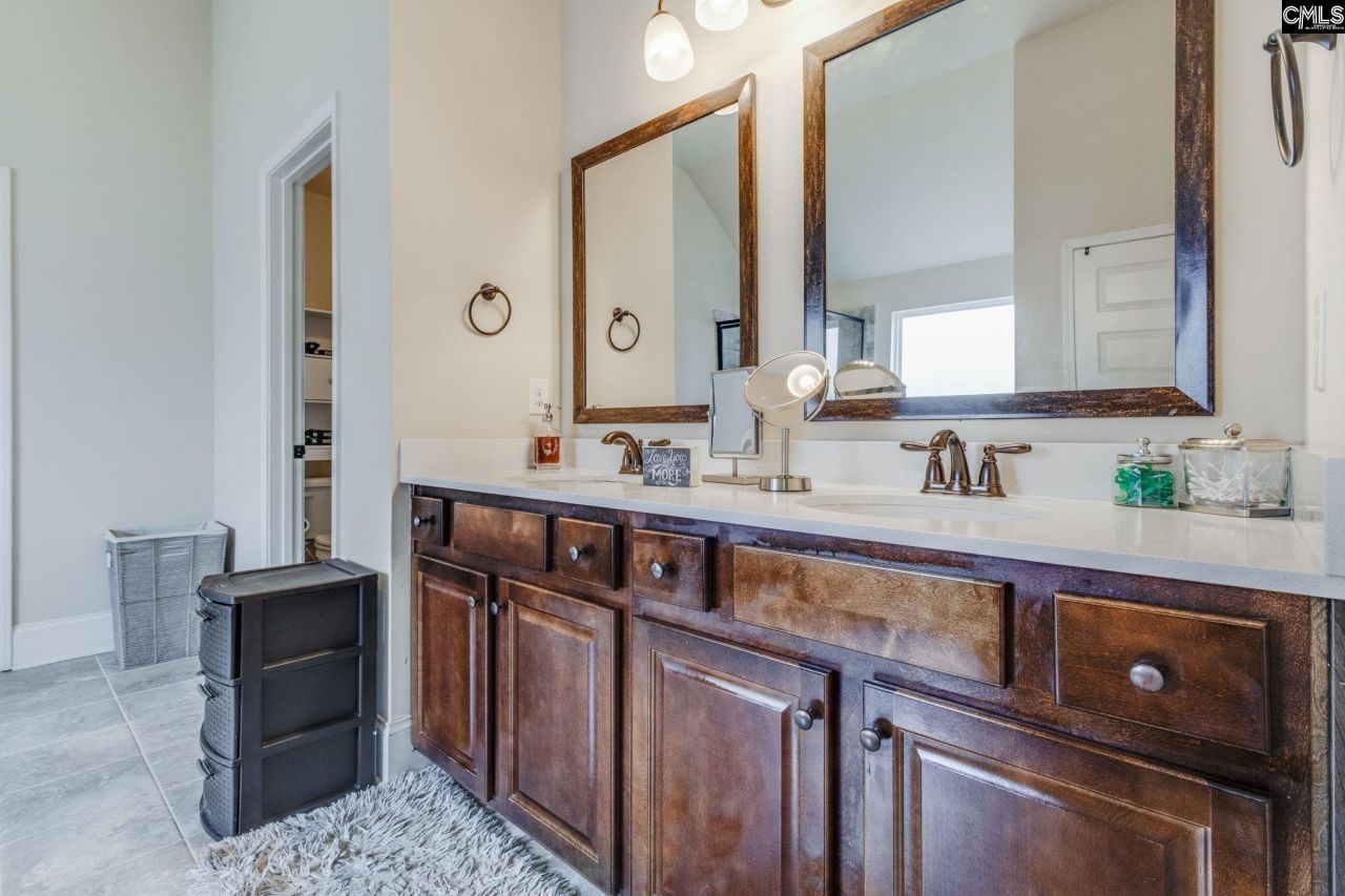 140 Crimson Queen Drive Photo 18