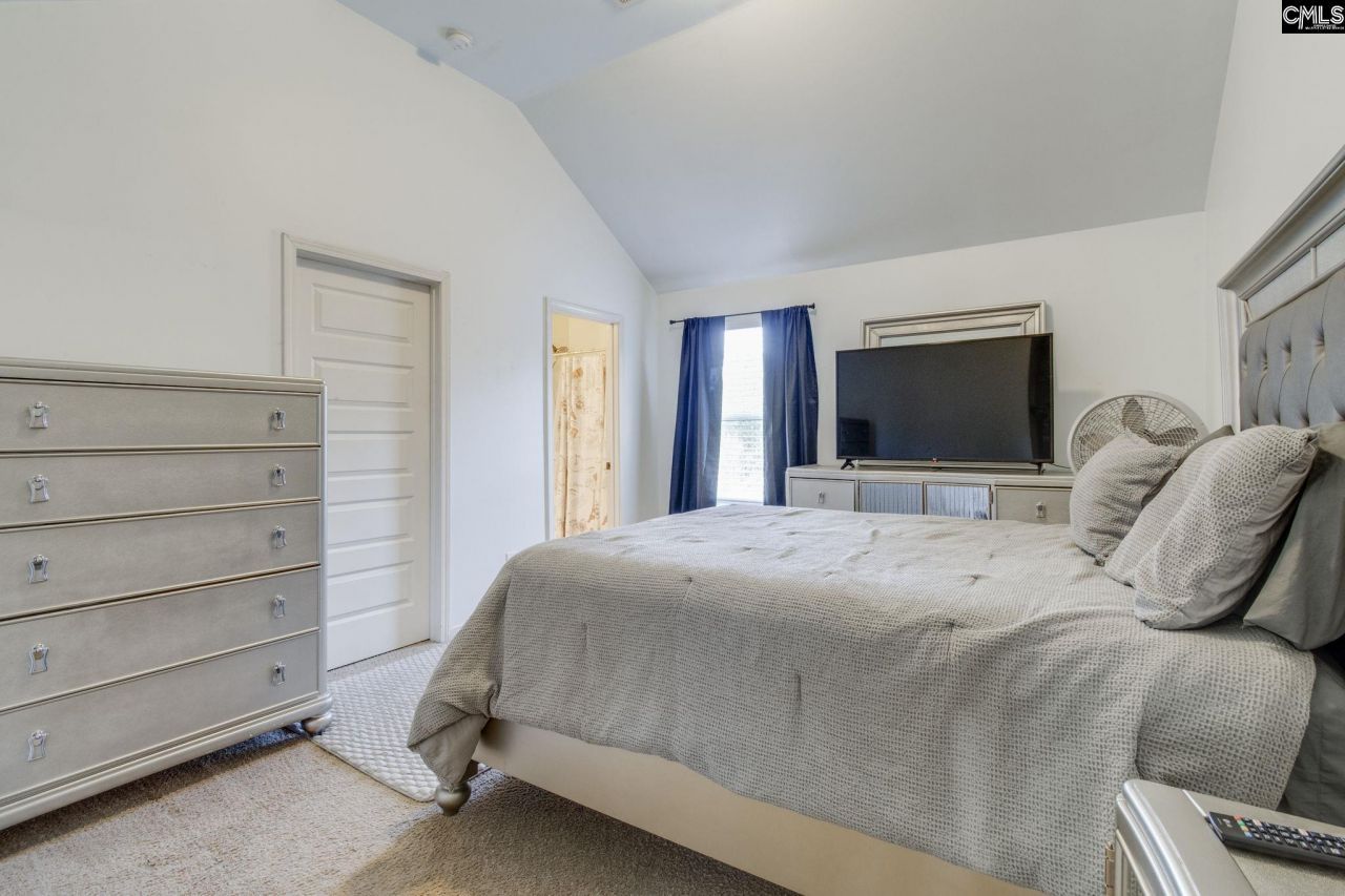 140 Crimson Queen Drive Photo 20