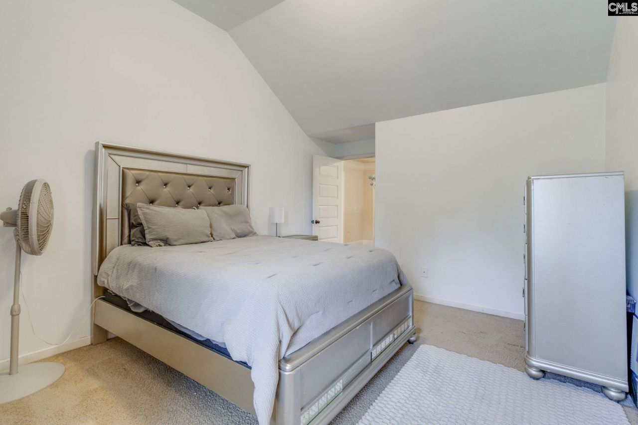 140 Crimson Queen Drive Photo 21