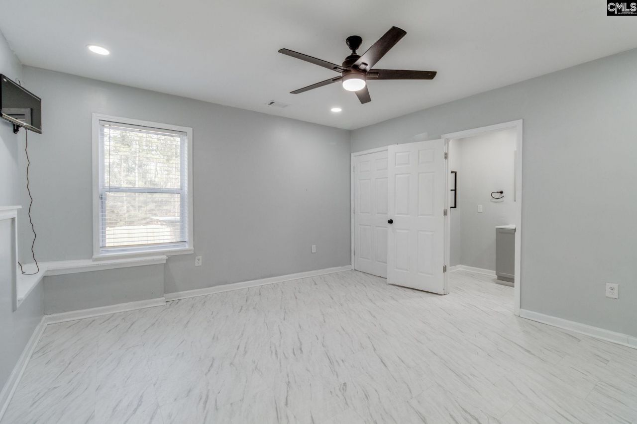 140 Crimson Queen Drive Photo 34