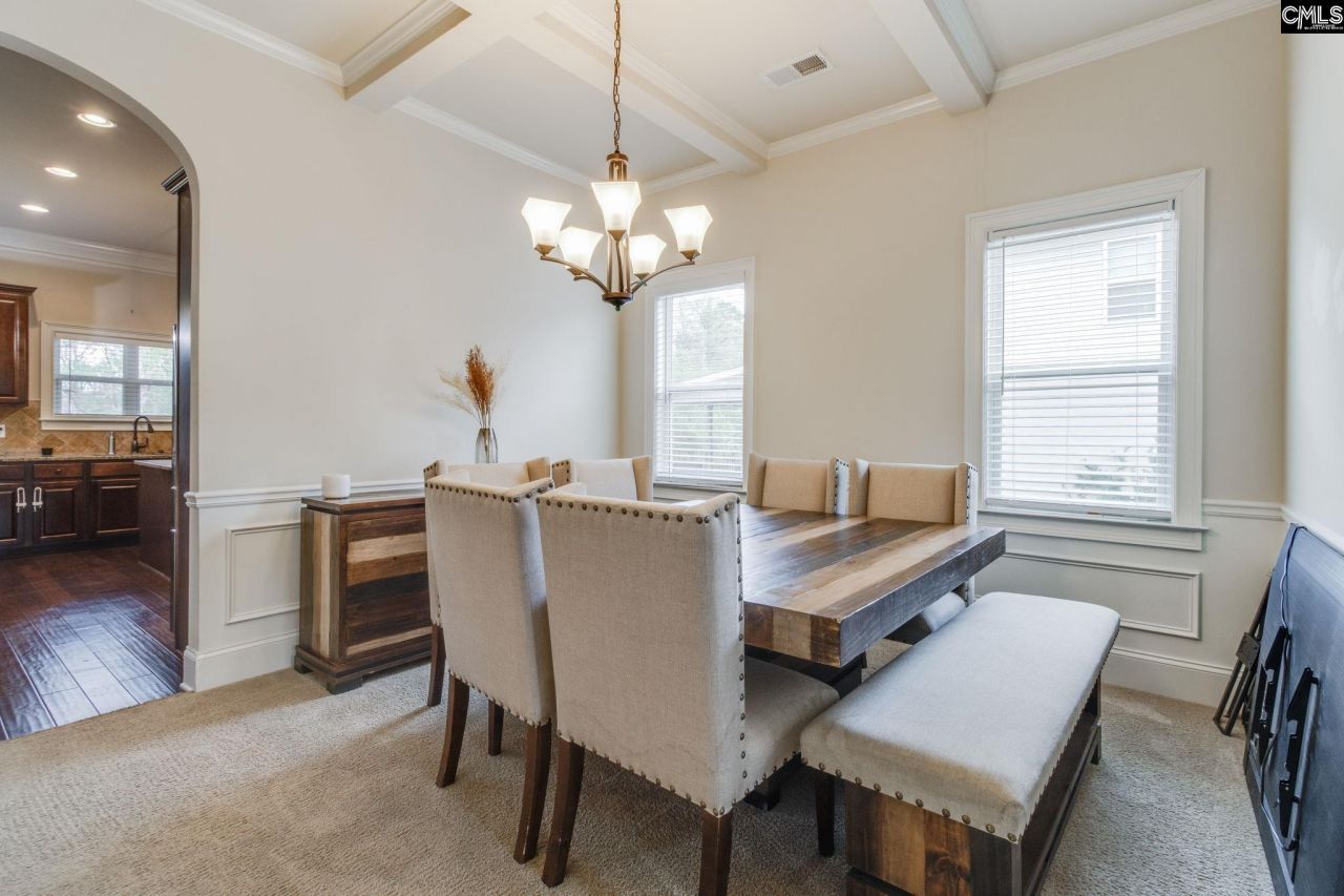 140 Crimson Queen Drive Photo 7