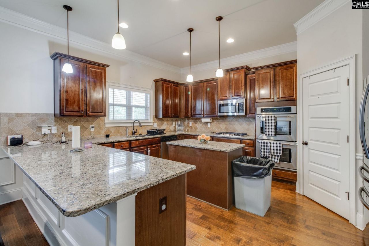 140 Crimson Queen Drive Photo 8