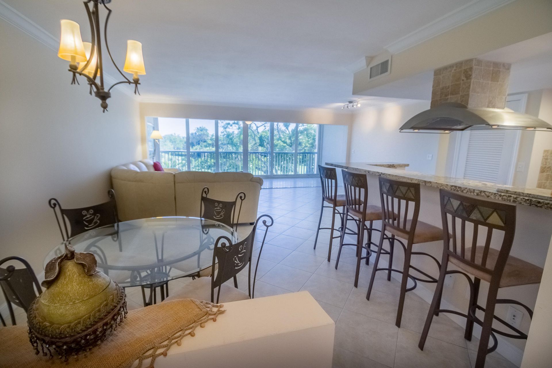 300 E Royal Palm Road, Unit 042b, Boca Raton, FL 33432 Photo