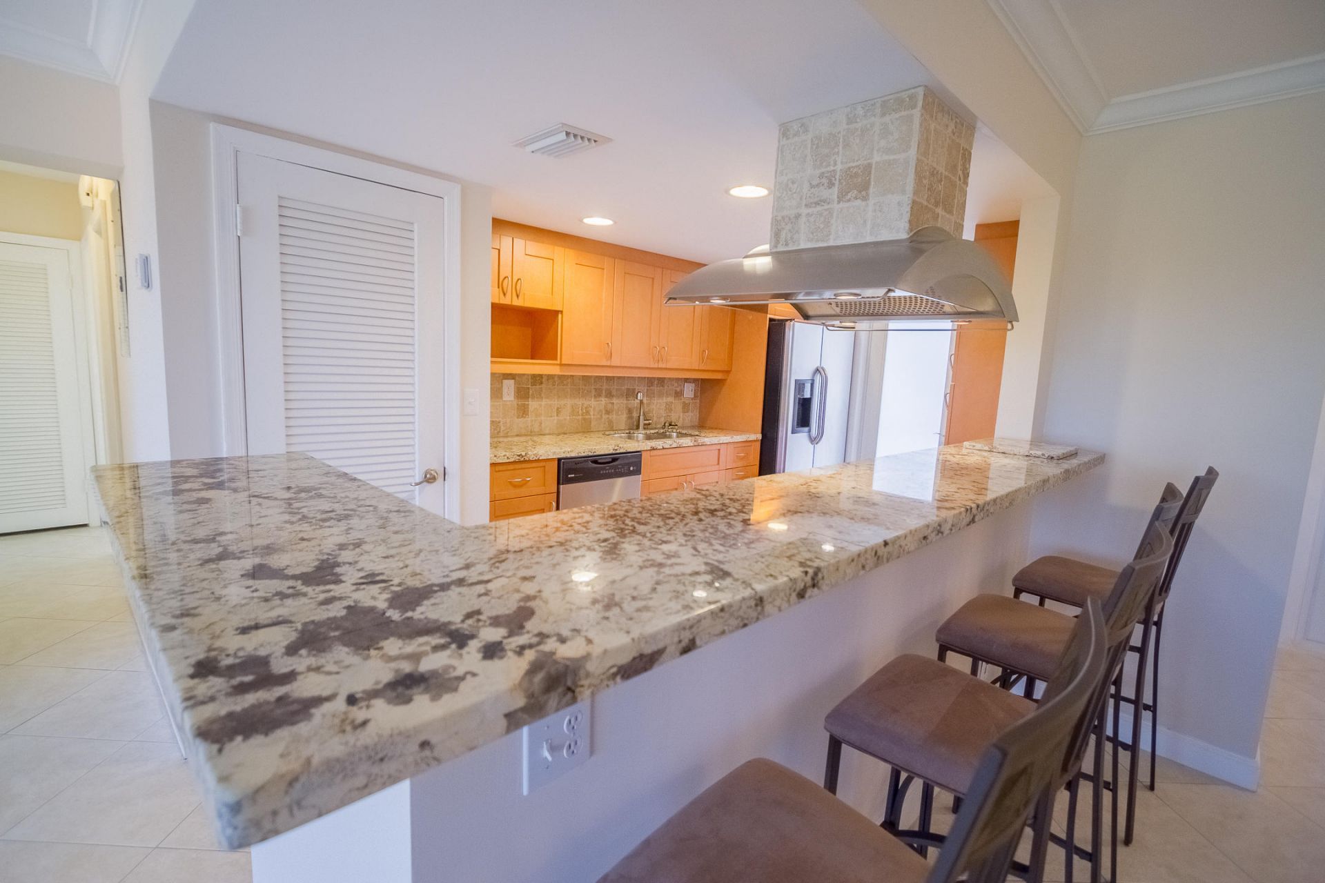 300 E Royal Palm Road, Unit 042b, Boca Raton, FL 33432 Photo