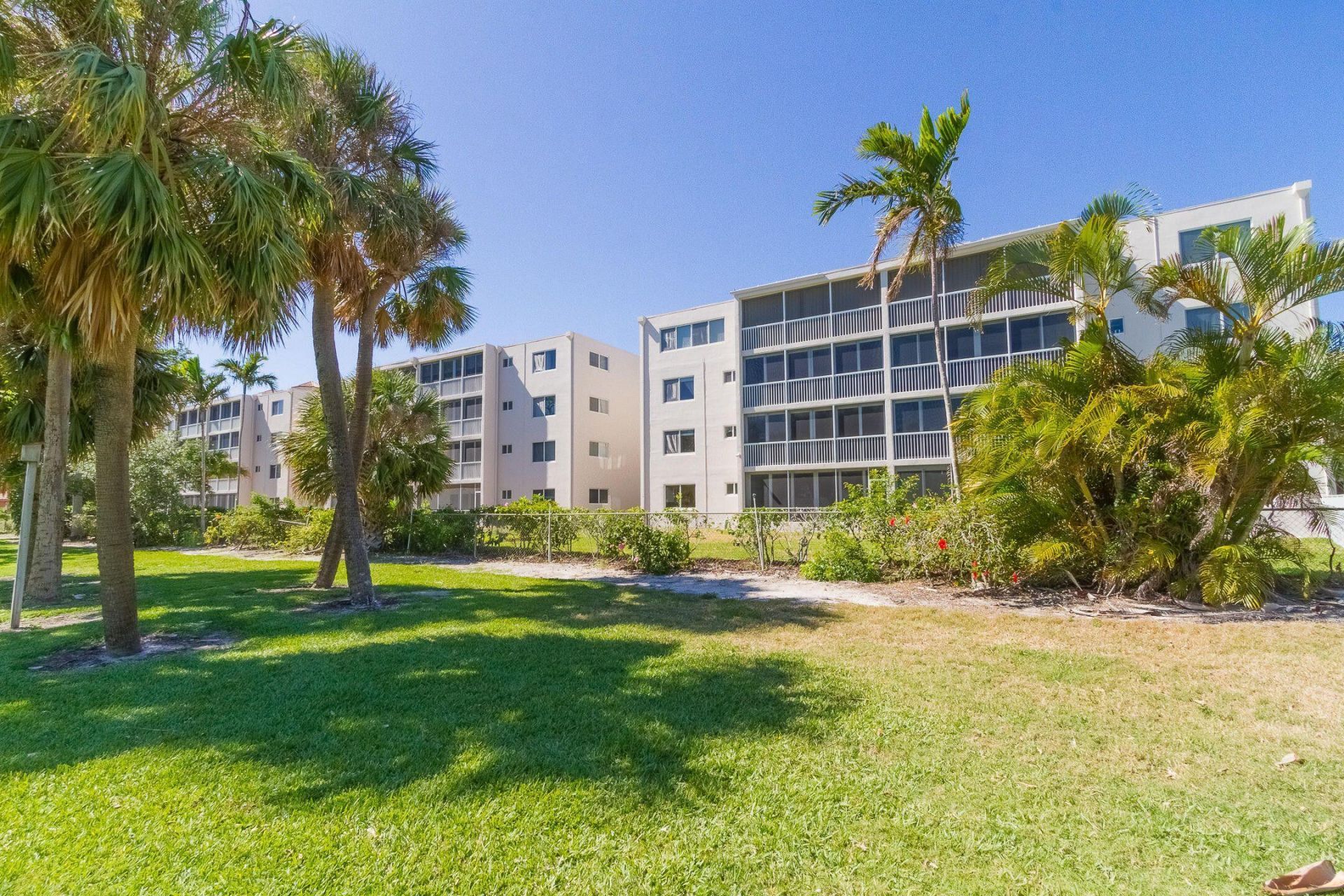 300 E Royal Palm Road, Unit 042b, Boca Raton, FL 33432 Photo