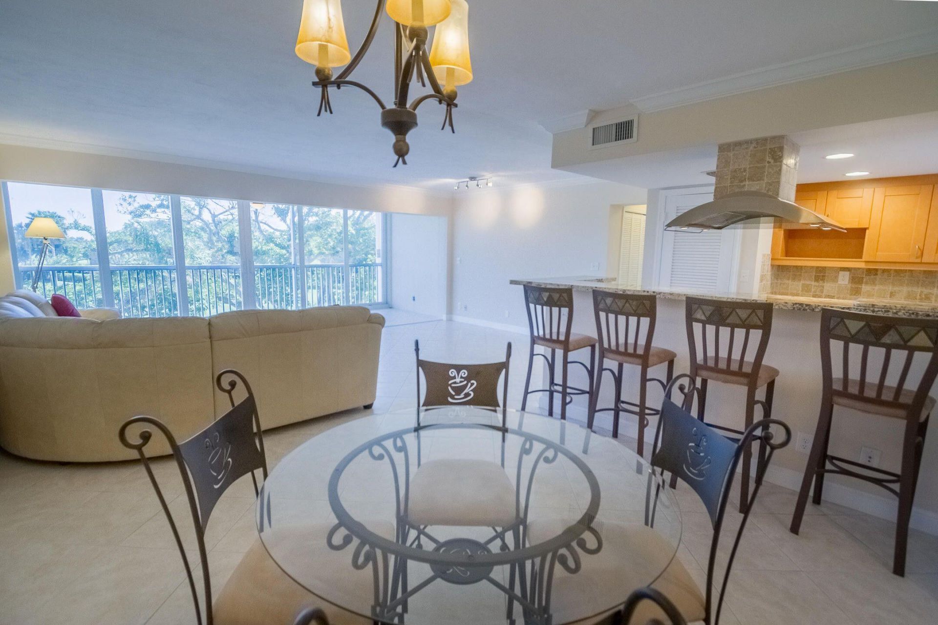 300 E Royal Palm Road, Unit 042b, Boca Raton, FL 33432 Photo