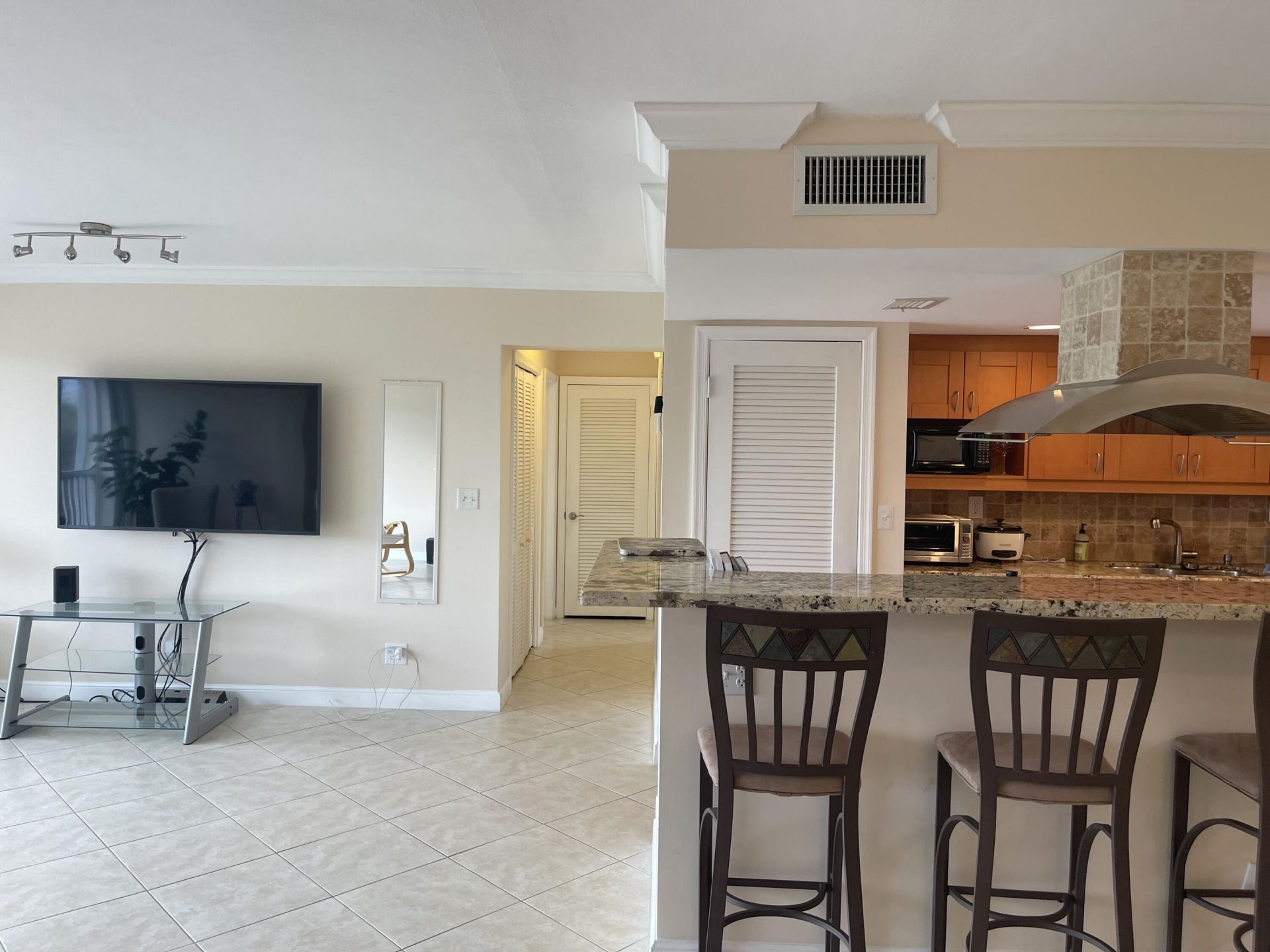 300 E Royal Palm Road, Unit 042b, Boca Raton, FL 33432 Photo