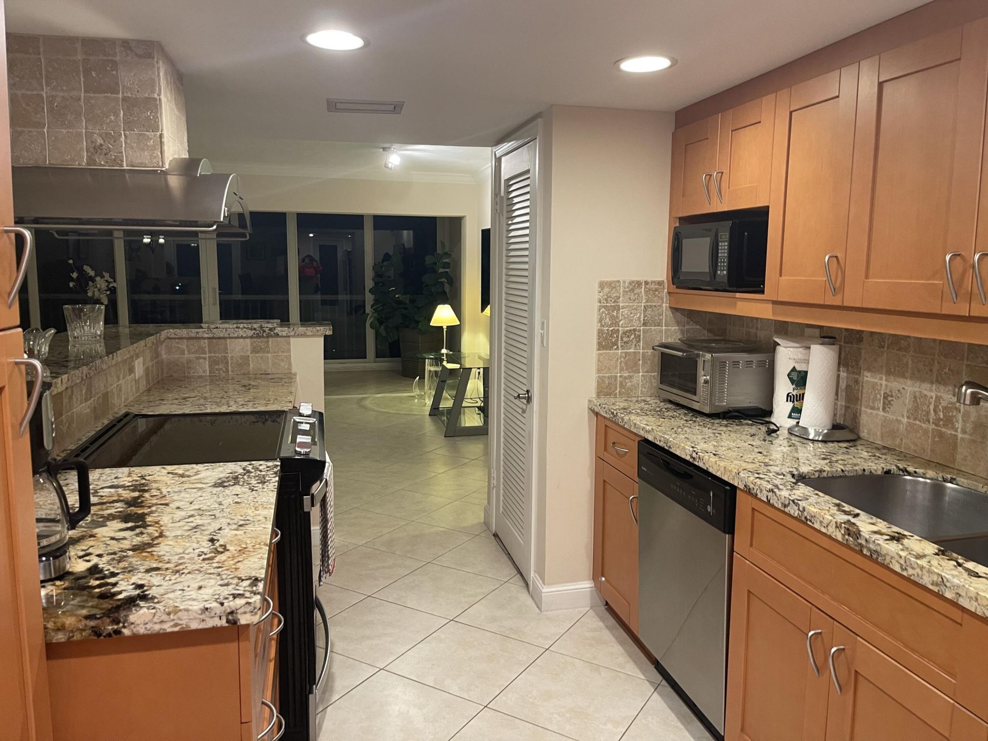 300 E Royal Palm Road, Unit 042b, Boca Raton, FL 33432 Photo