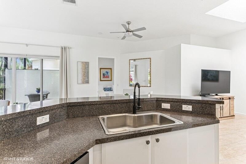 7639 Gumbo Limbo Court, West Palm Beach, FL 33412 Photo