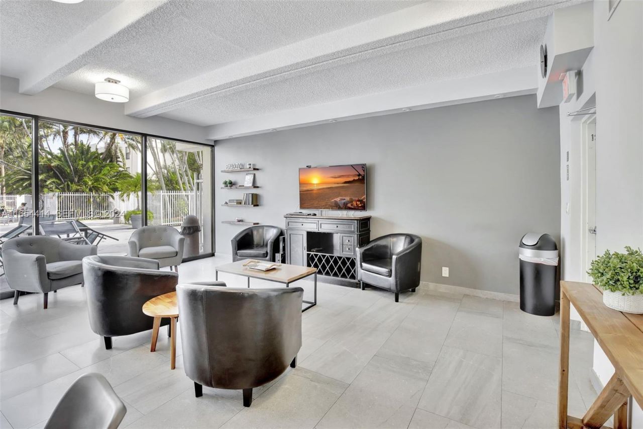 20341 NE 30th Avenue, Unit Ph14-6, Aventura, FL 33180 Photo