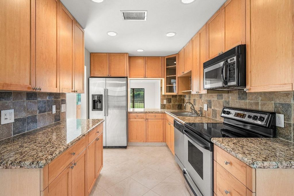 13 Southport Lane, Unit H, Boynton Beach, FL 33436 Photo