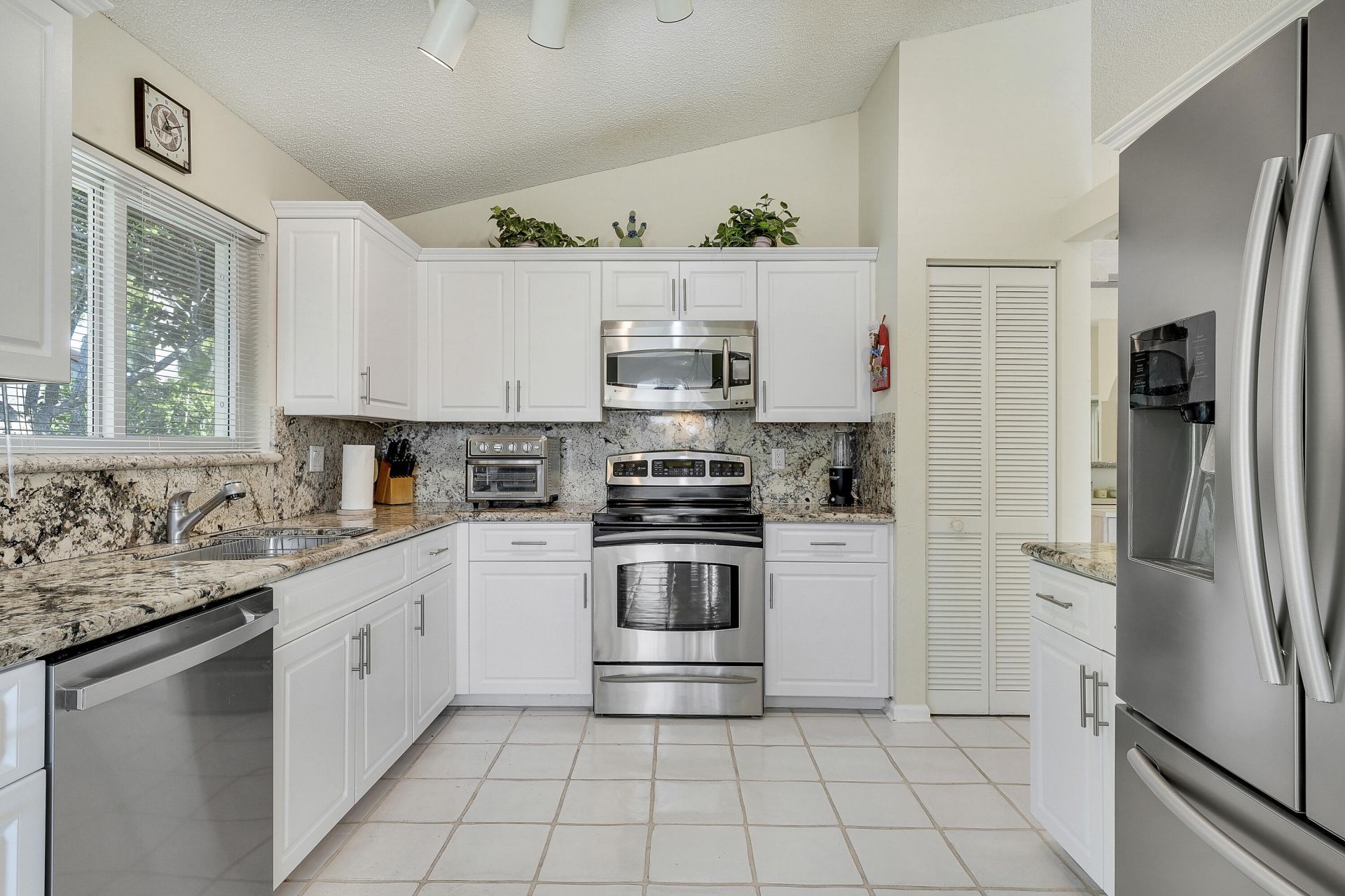 7283 Via Palomar, Boca Raton, FL 33433 Photo