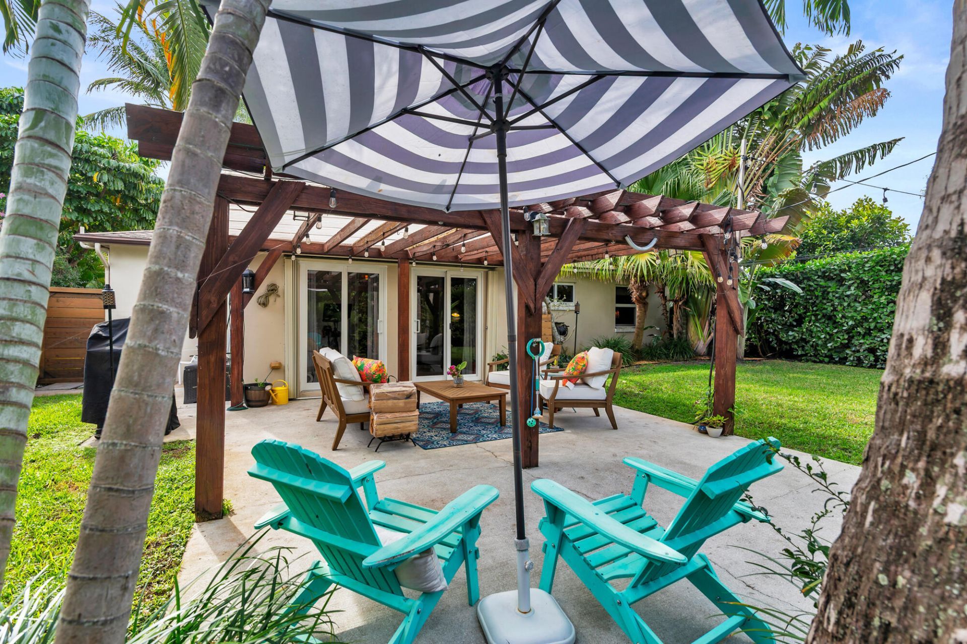 353 Orange Way, West Palm Beach, FL 33405 Photo