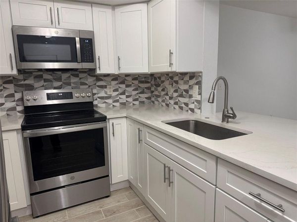 5620 NW 61st Street, Unit 1201, Coconut Creek, FL 33073