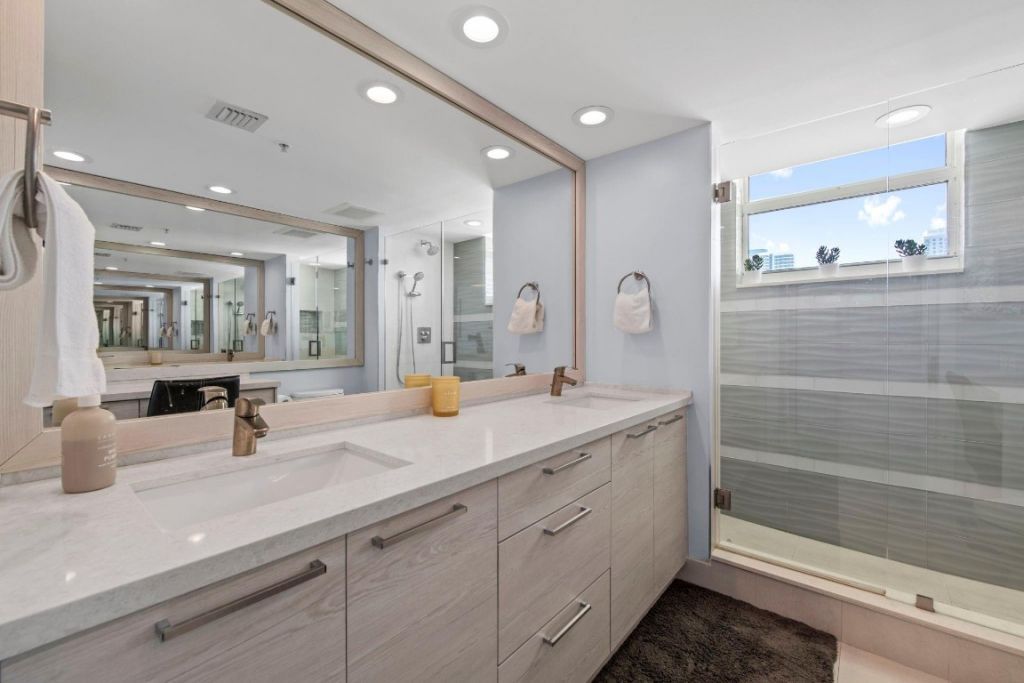 347 N New River Drive, Unit 1104, Fort Lauderdale, FL 33301 Photo