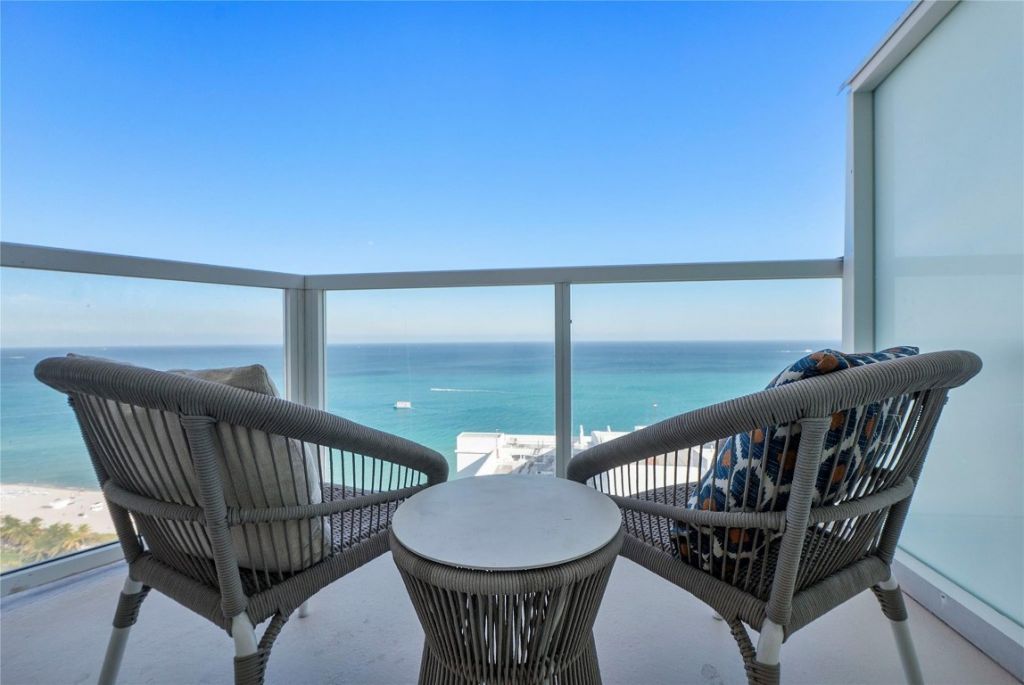 4401 Collins Avenue, Unit 2701, Miami Beach, FL 33140 Photo